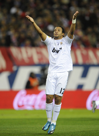 刚有起色就受伤！斯洛特回应伊萨克伤情：进球后无法坚持通常情况都不好（刚起势就伤退！斯洛特谈伊萨克伤情：进球后坚持不住，多半不是好消息）